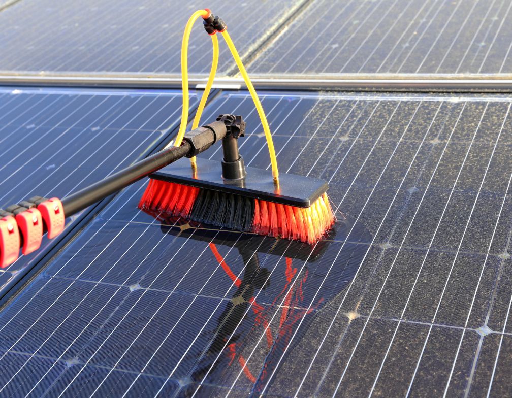 Sondereinigung einer Solaranlage